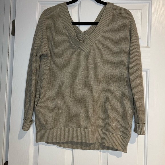 Victoria’s Secret Women's V-Neck Sweater - Tan - Picture 1 of 10